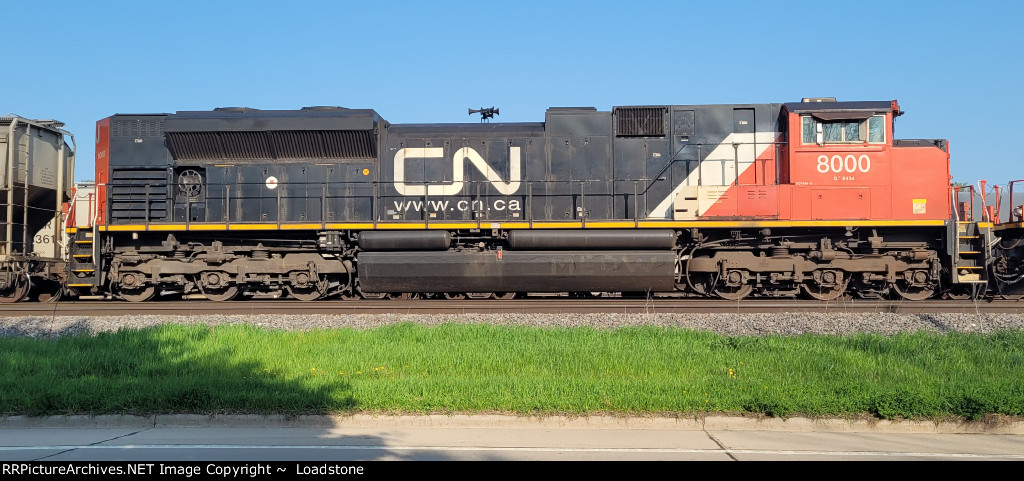 CN 8000